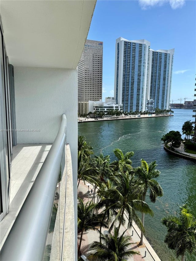 3 of 39 - 495 Brickell Ave Bay806, Miami, FL
