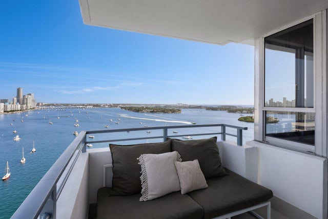 4 of 36 - 11 Island Ave Ph2, Miami Beach, FL