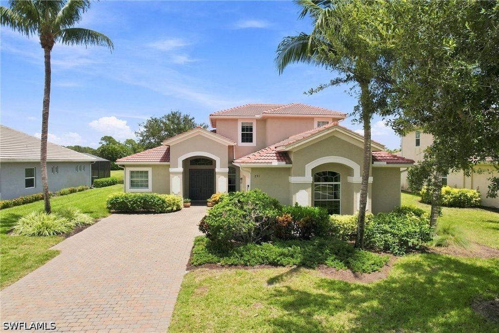 291 Saddlebrook Ln, Naples