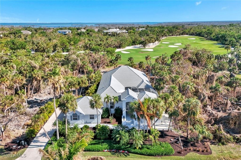 2450 Wulfert Rd, SANIBEL