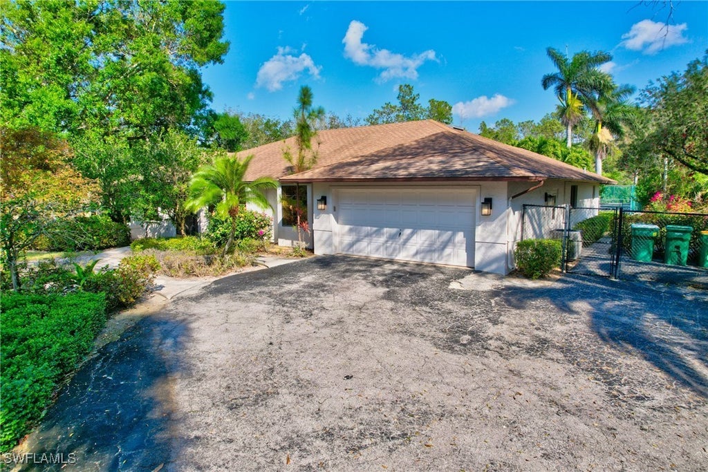 5191 Mahogany Ridge Dr, NAPLES