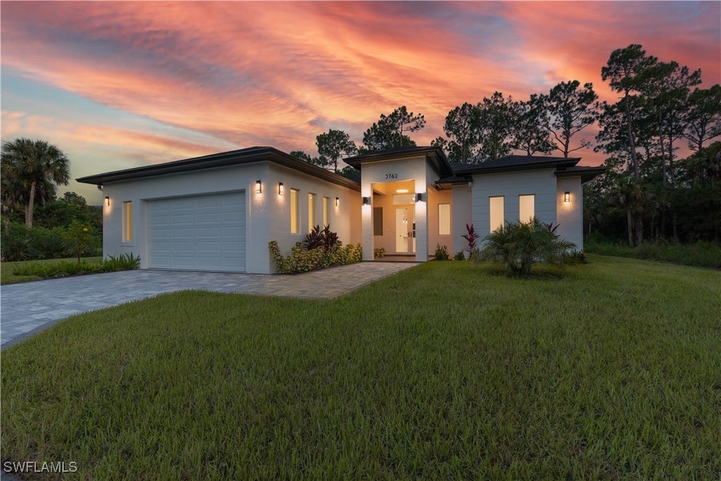 3762 32nd Ave Se, Naples