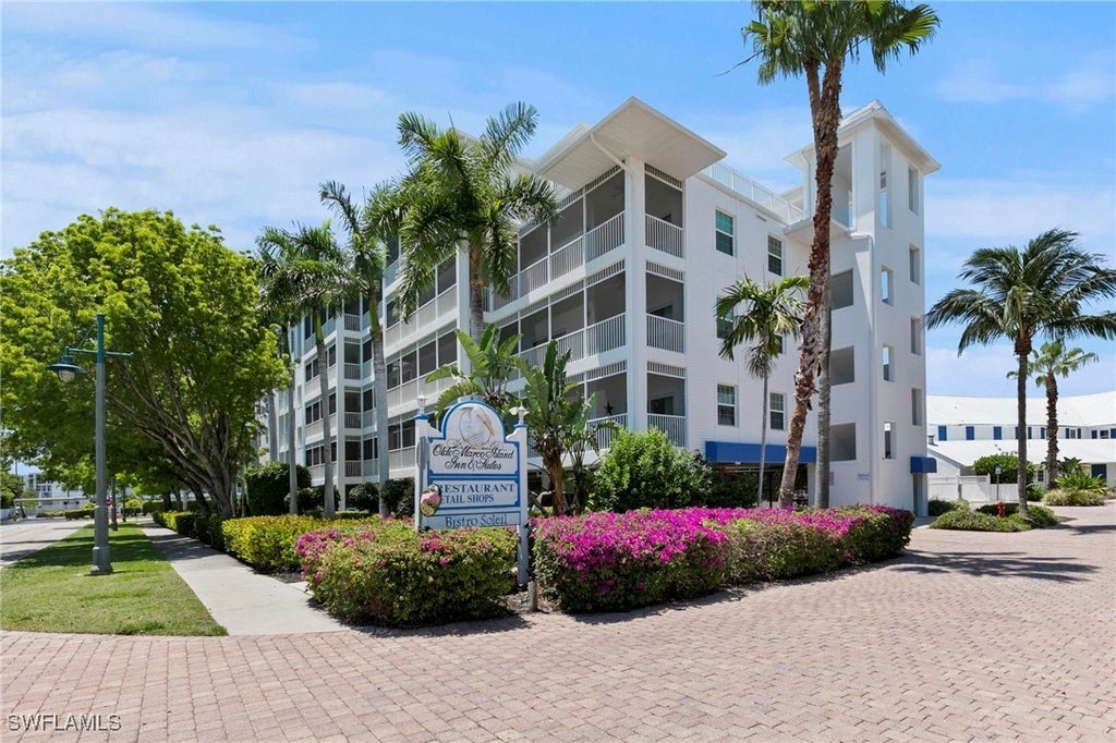 140 Palm St 207, MARCO ISLAND
