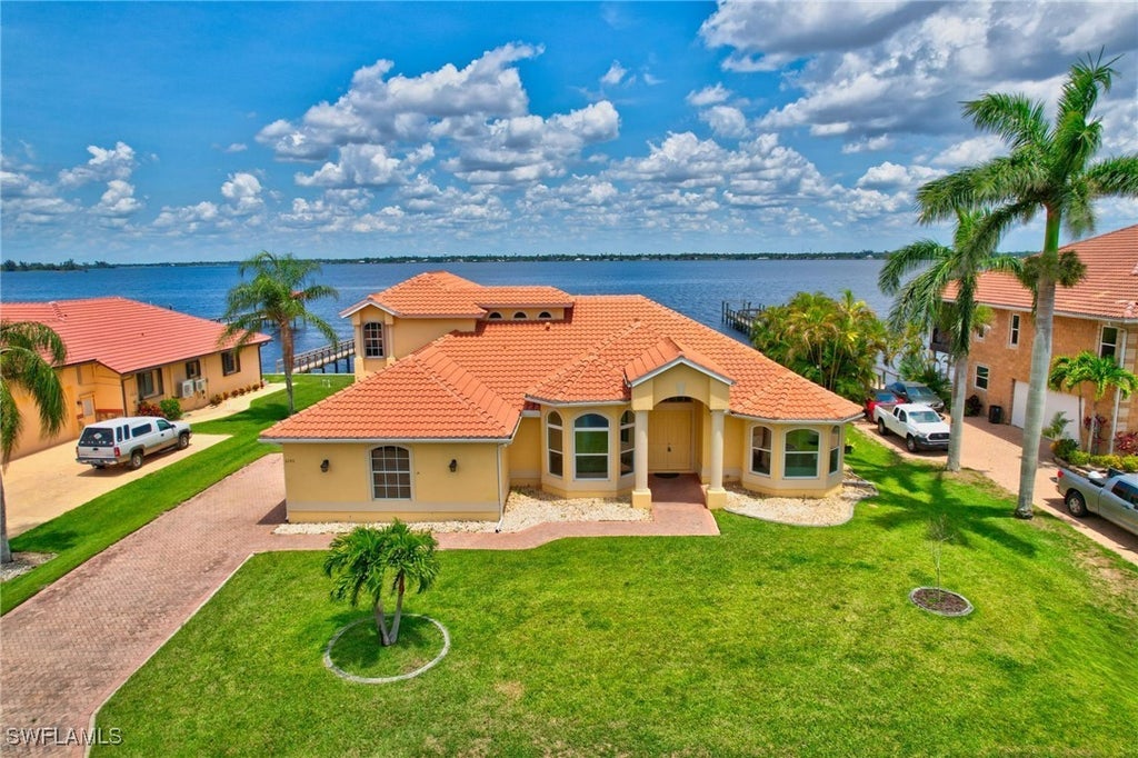 6140 River Shore Ct, North Fort Myers
