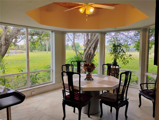 5 of 41 - 5706 White Hickory Cir, Tamarac, FL