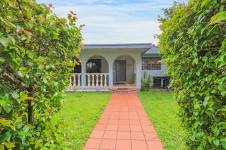 Photo of Listing #A11821690