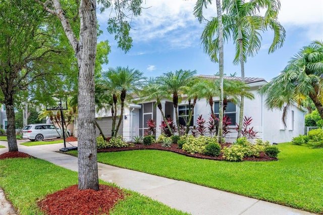3 of 52 - 542 Penta Ct, Weston, FL