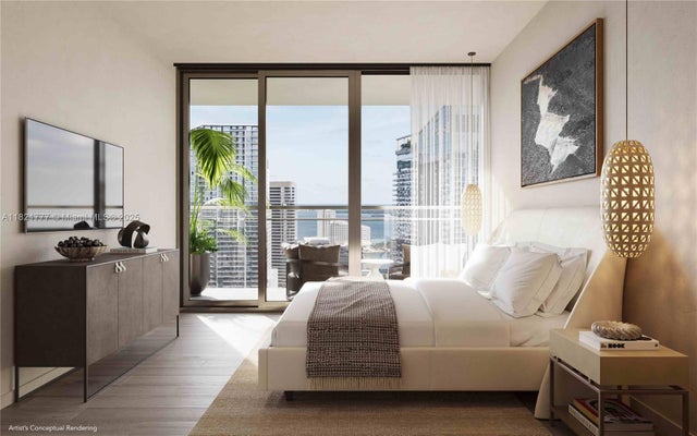 3 of 10 - 99 Sw 7th St Ph-3904, Miami, FL