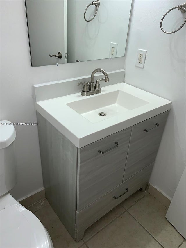 4 of 12 - 1800 Sans Souci Blvd 201, North Miami, FL
