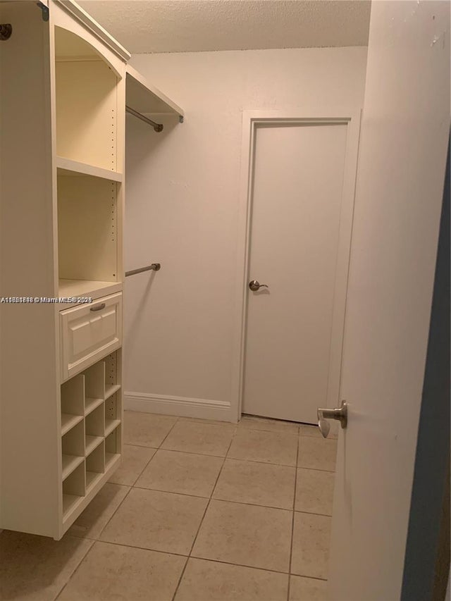5 of 12 - 1800 Sans Souci Blvd 201, North Miami, FL