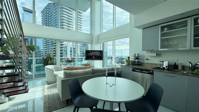 3 of 22 - 41 Se 5th St 1716, Miami, FL