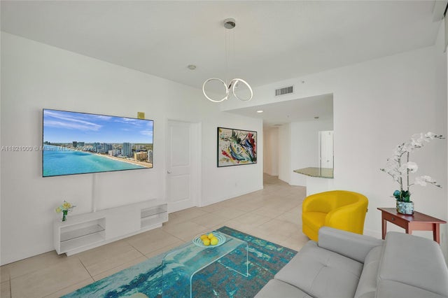 5 of 33 - 1945 S Ocean Dr 1114, Hallandale Beach, FL