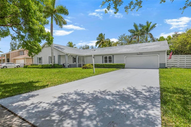 1 of 34 - 14821 Sw 148th St Cir, Miami, FL