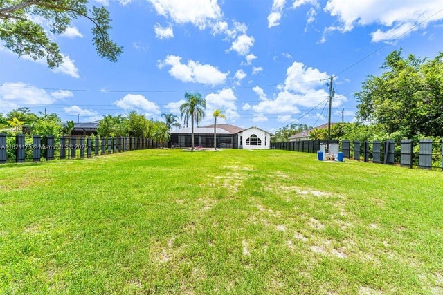 5 of 35 - 17010 Toledo Blade Blvd, Port Charlotte, FL