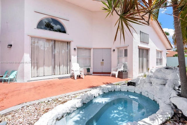 1 of 59 - 6987 Charlotte Ct, Margate, FL