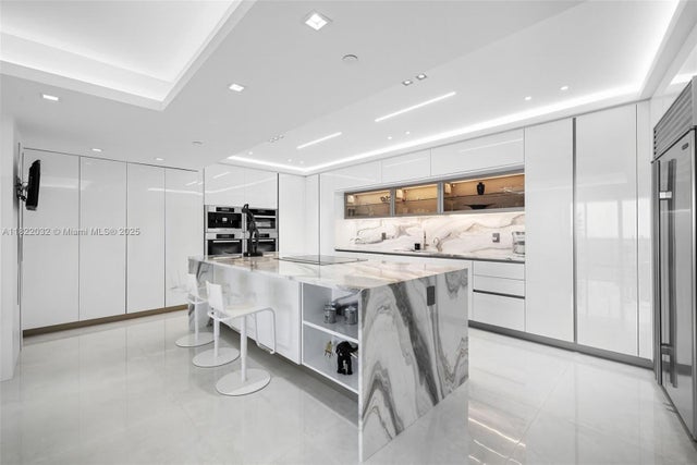 2 of 31 - 18201 Collins Ave 5306-w/2 Car Garage 5306, Sunny Isles Beach, FL