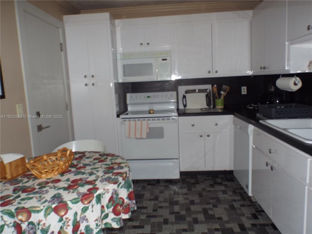 3 of 14 - 1904 S Ocean Dr 405, Hallandale Beach, FL