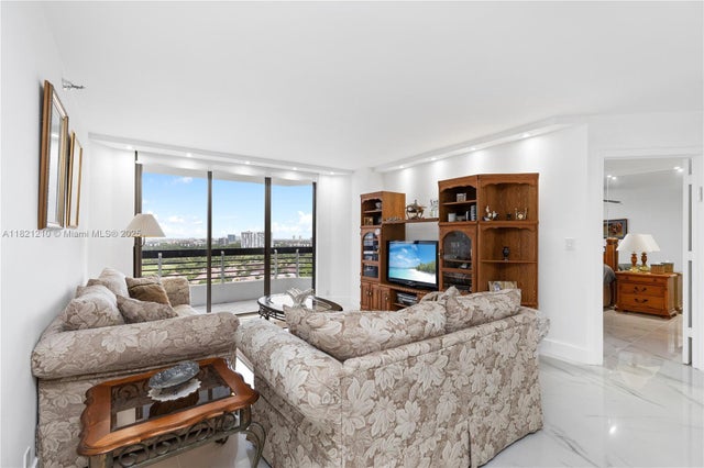 5 of 44 - 3530 Mystic Pointe Dr 2108, Aventura, FL