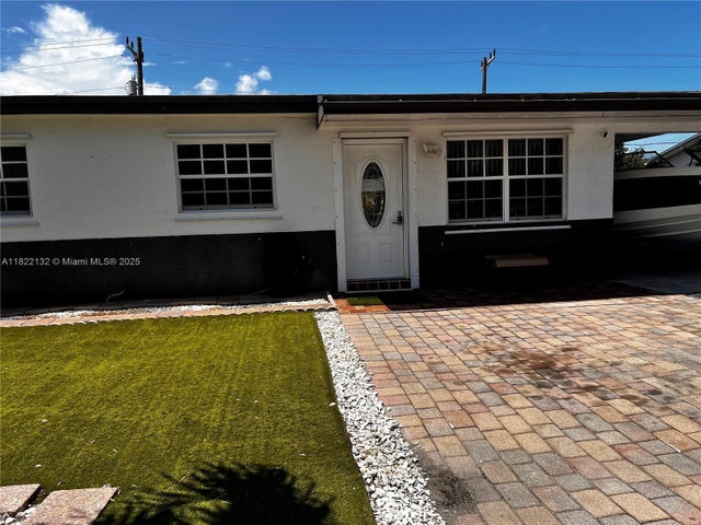 3 of 41 - 7151 Pershing St, Hollywood, FL