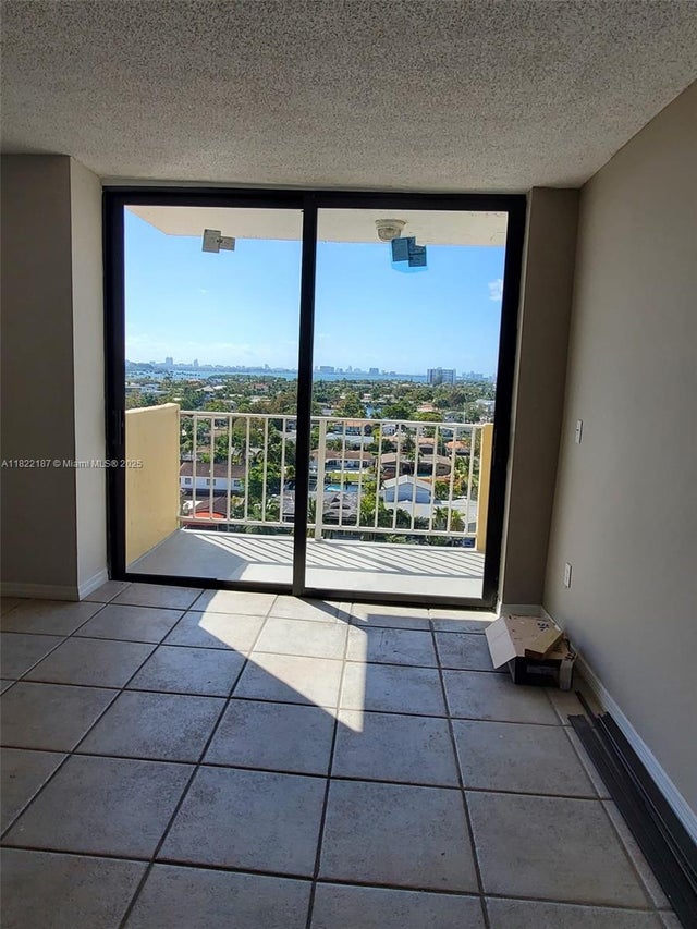 4 of 47 - N/A, North Miami, FL
