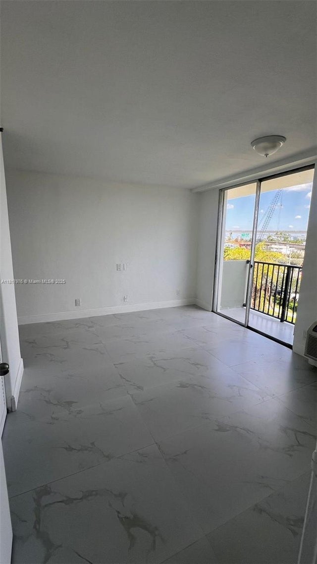 3 of 11 - 16450 Nw 2nd Ave 409, Miami, FL