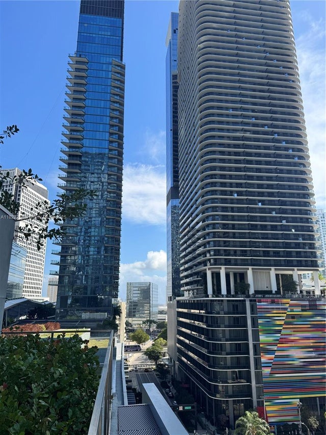 5 of 69 - 88 Sw 7th Street 3012, Miami, FL