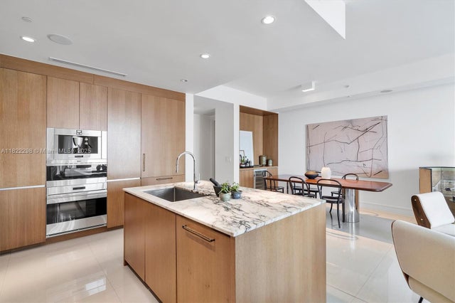 5 of 18 - 3250 Ne 188th St 608, Aventura, FL