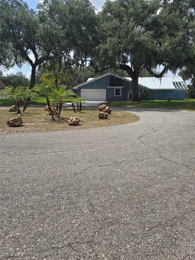 1 of 33 - 4508 Fire Court, La Belle, FL