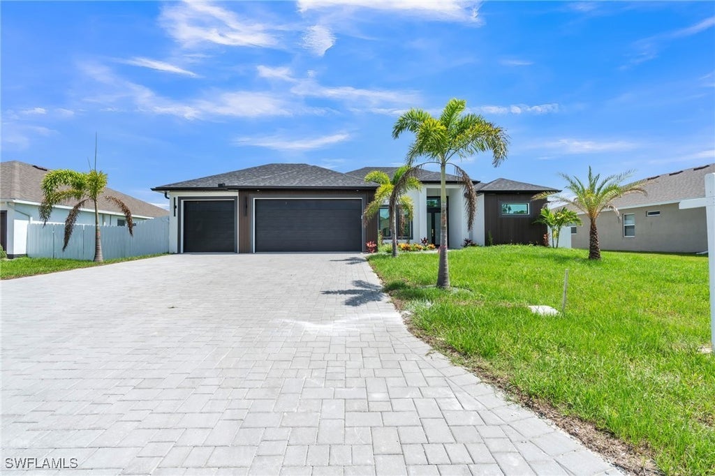 834 Nw 2nd St, Cape Coral