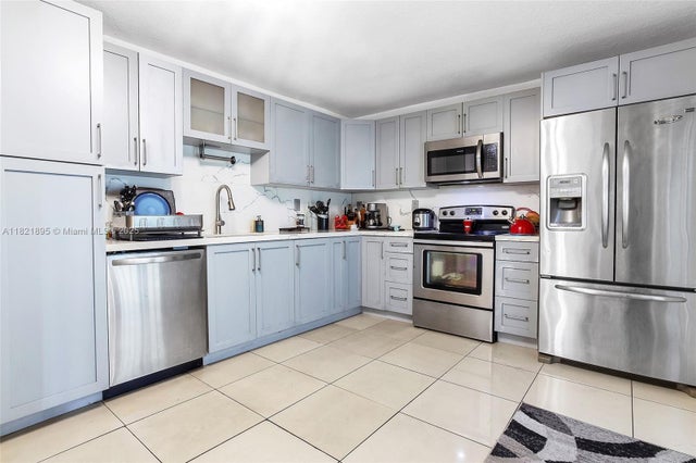 2 of 42 - 3430 Nw 16th St, Miami, FL