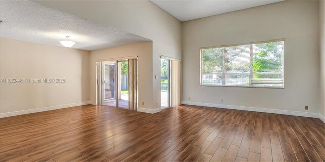 5 of 43 - 1110 Nw 108th Ave, Plantation, FL