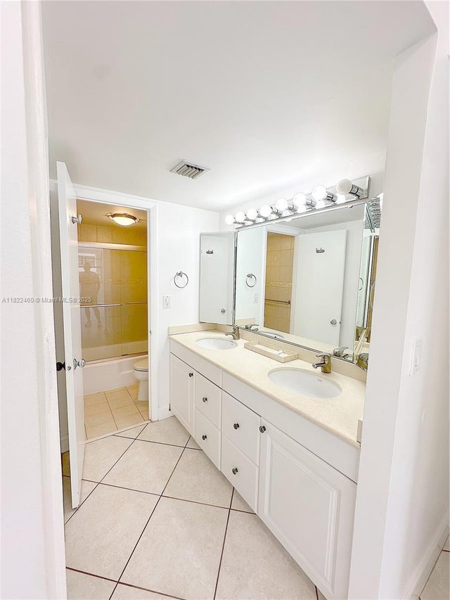 3 of 12 - N/A, Key Biscayne, FL