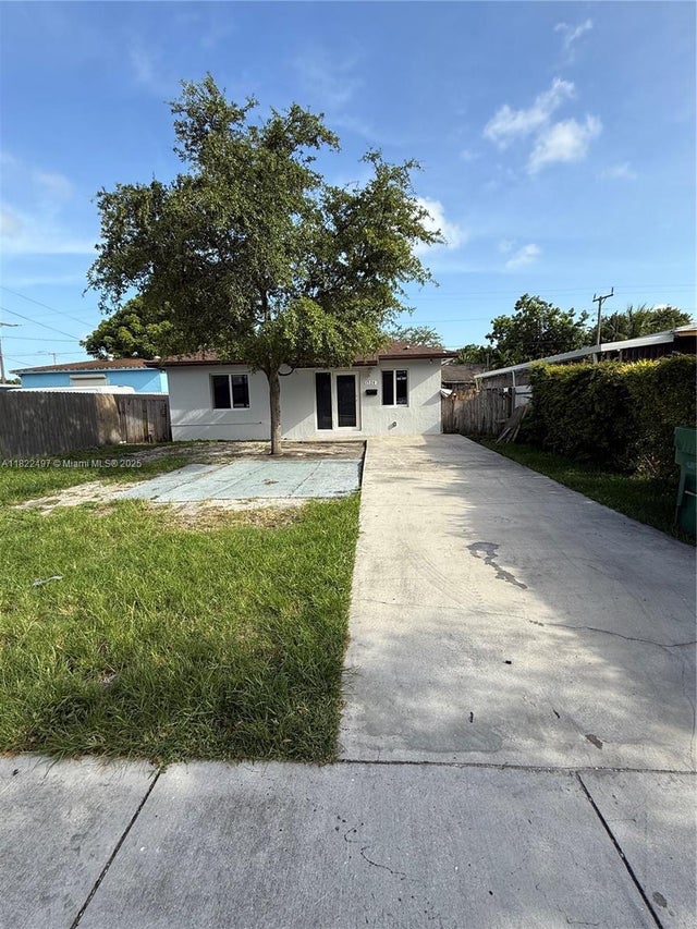 2 of 22 - 1720 Nw 44th St, Miami, FL