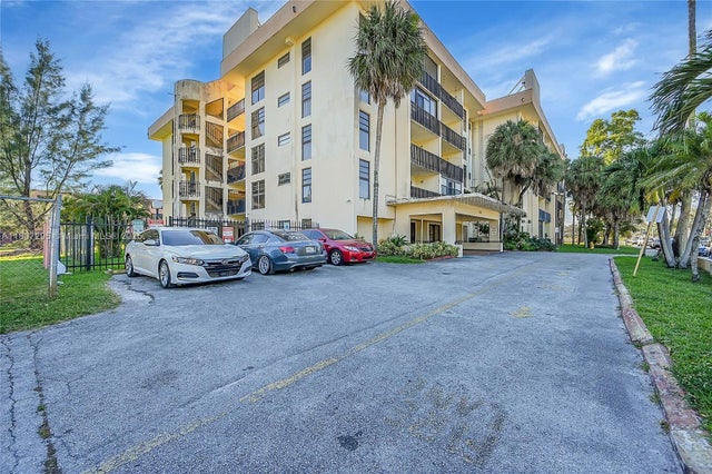 1 of 11 - 650 Ne 149th St 406a, Miami, FL
