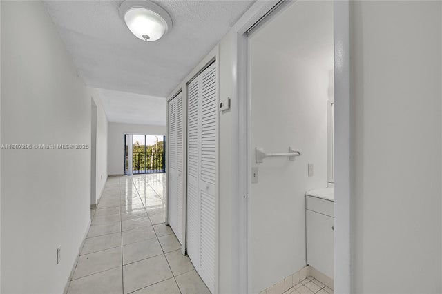 3 of 11 - 650 Ne 149th St 406a, Miami, FL