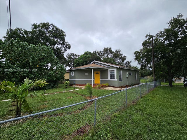 2 of 20 - 800 Nw 15th Ave, Fort Lauderdale, FL