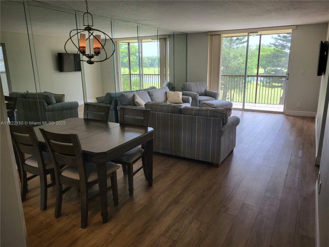 4 of 22 - 3150 W Rolling Hills Cir 310, Davie, FL