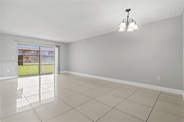 3 of 22 - 301 Nw 177th St 104, Miami Gardens, FL