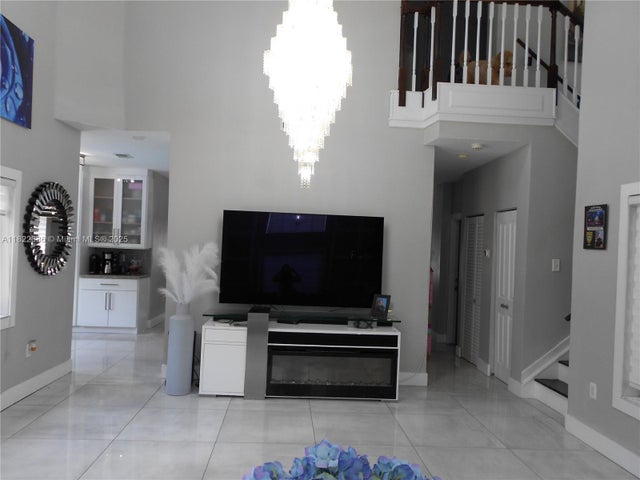 5 of 36 - 12940 Sw 142nd Ter, Miami, FL