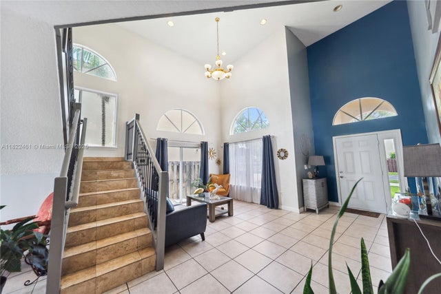 4 of 30 - 11018 Nw 47th Ter, Doral, FL