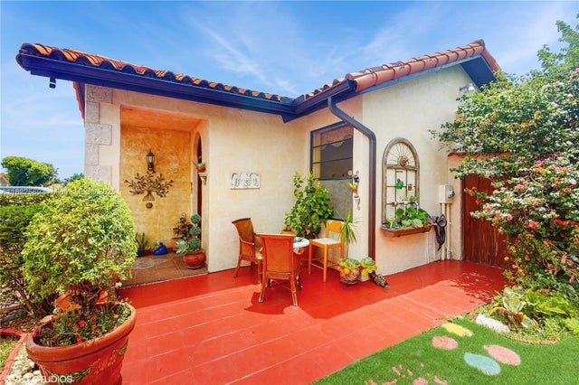 1 of 27 - 5030 Sw 145th Ave, Miami, FL
