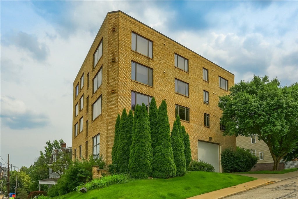 1105 Grandview Avenue 1a, Mt Washington