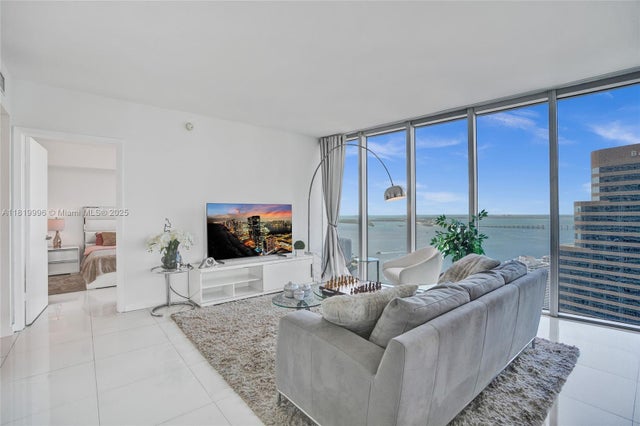 4 of 43 - 485 Brickell Ave 3608, Miami, FL