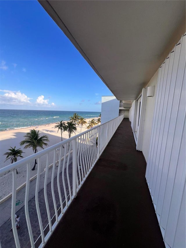 3 of 21 - 300 Oregon St 506, Hollywood, FL