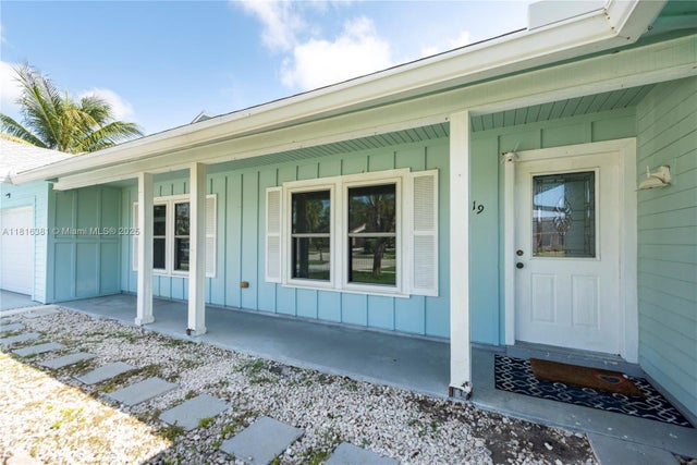 4 of 53 - 219 Bobwhite Rd, Royal Palm Beach, FL
