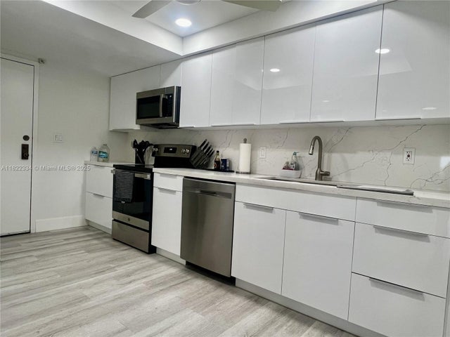 2 of 26 - 4900 N Ocean Blvd 212, Lauderdale By The Sea, FL