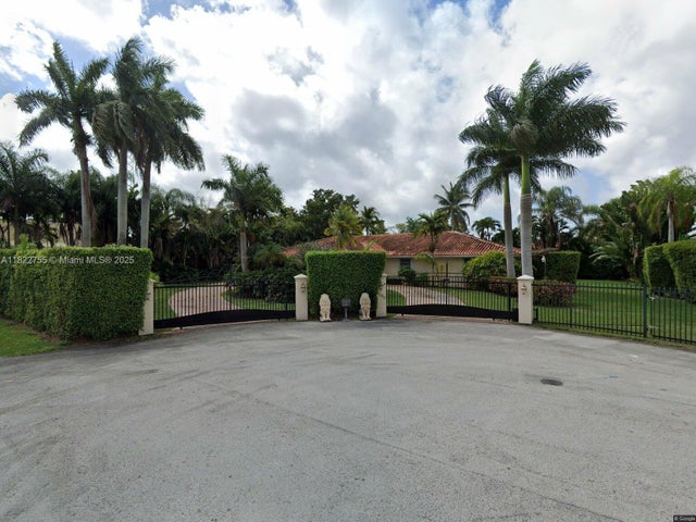 1 of 51 - 7080 Sw 98th Ave, Miami, FL