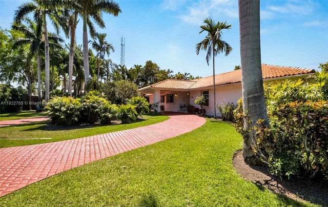 4 of 51 - 7080 Sw 98th Ave, Miami, FL