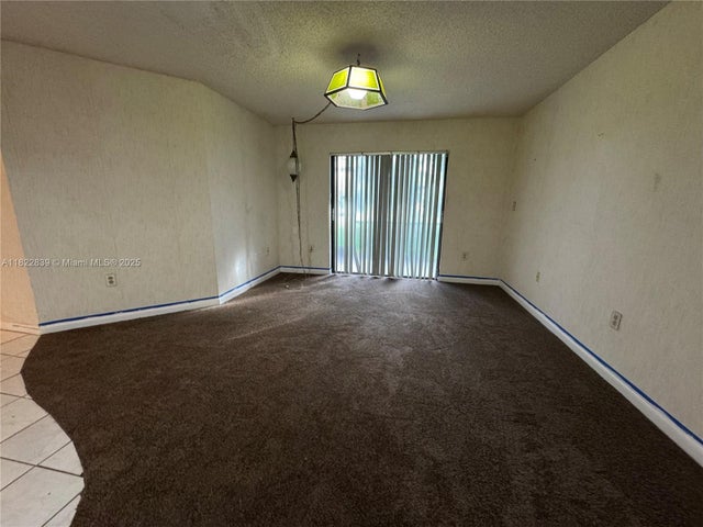 4 of 10 - 20731 Ne 4th Pl 103, Miami, FL