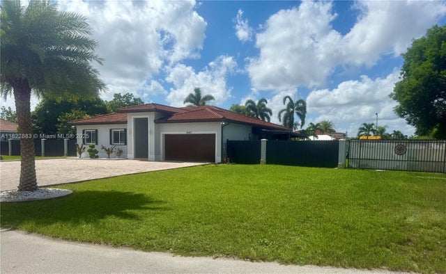3 of 11 - 20401 Sw 317th St, Homestead, FL